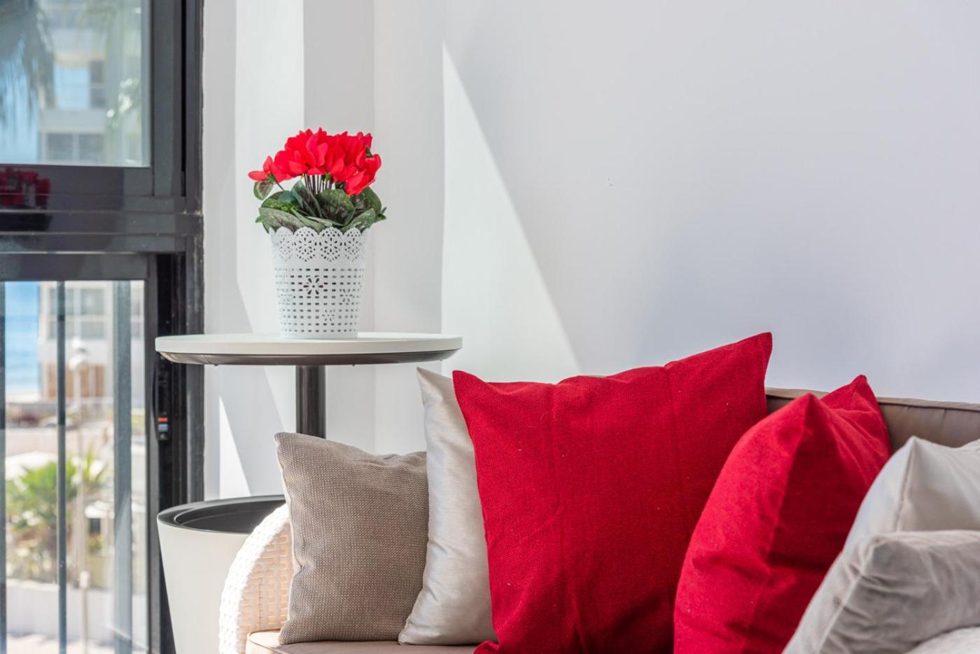 Apartment Colon - Plusholidays Calp Dış mekan fotoğraf